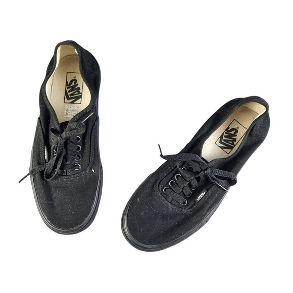Vans Shoes - Vans Black Canvas Low Top Sneakers Mens Size 7 Women's 8.5